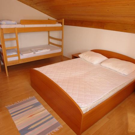 Apartments Dinko Novalja Exterior photo